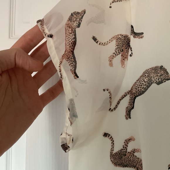 Vero Moda Cream Colour Sheer Leopard Top - Picture 5 of 16